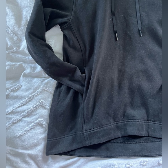Lululemon black hoodie, size 6 - Picture 3 of 3